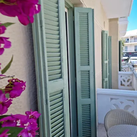 Apartament Rhodes Port Stories